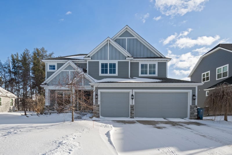 1088 Pine Hill Ln, White Bear Twp, MN 55127