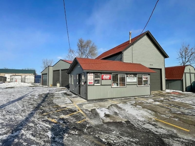 7105 Highway 10 NW, Ramsey, MN 55303