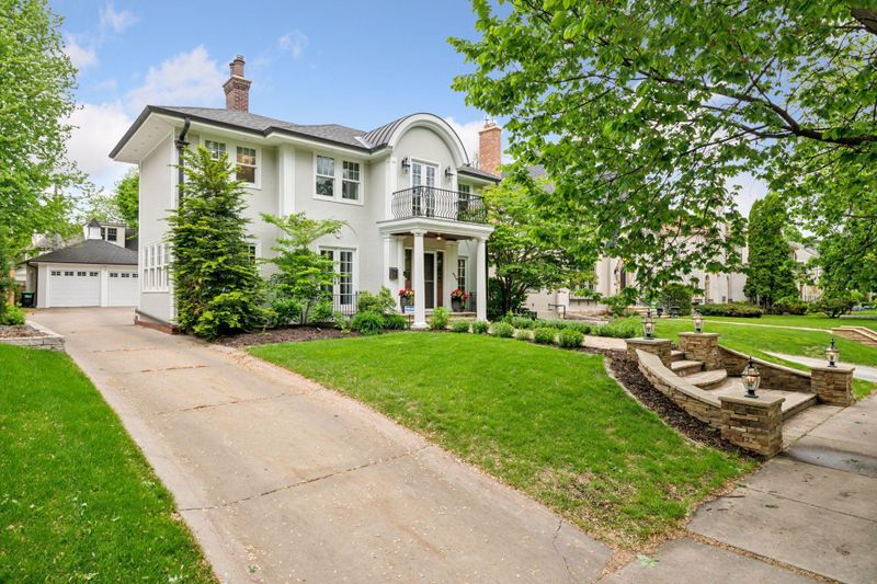 4520 Casco Ave, Edina, MN 55424
