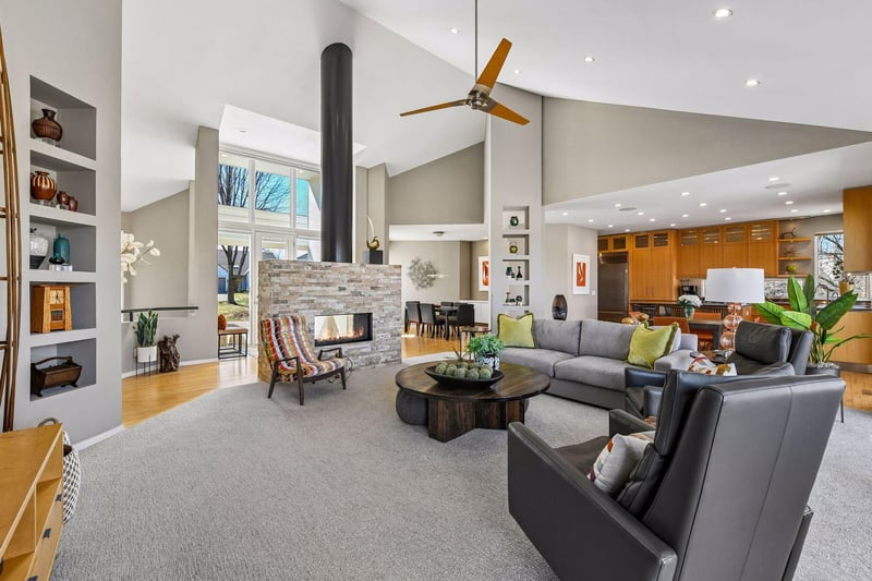 5479 Maple Ridge Ct, Minnetonka, MN 55343