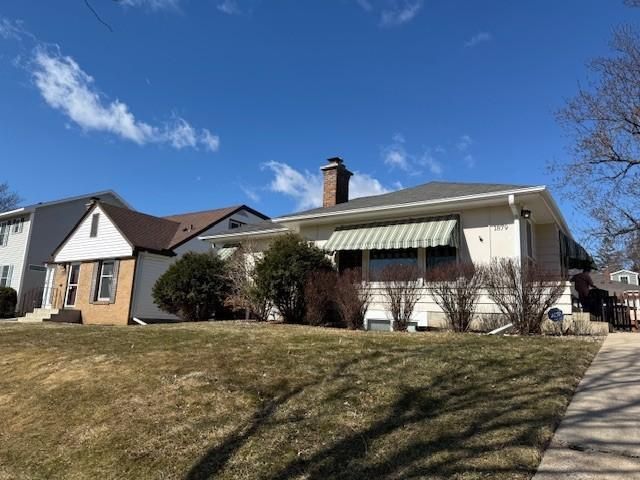 1879 Montreal Ave, Saint Paul, MN 55116