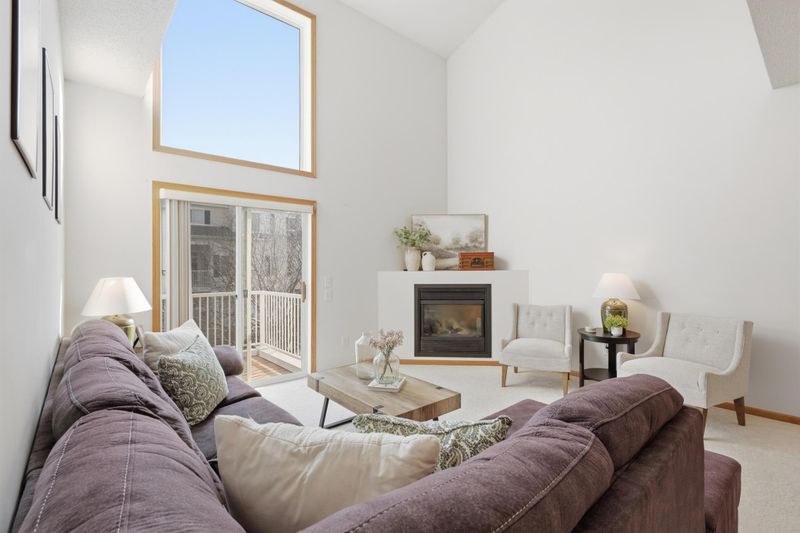 3762 Abercrombie Ln, Stillwater, MN 55082