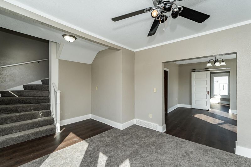 111 6th St NW, Rochester, MN 55901