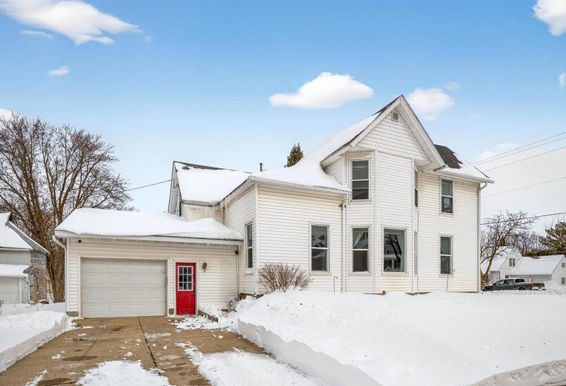 430 S Elm Ave, Owatonna, MN 55060