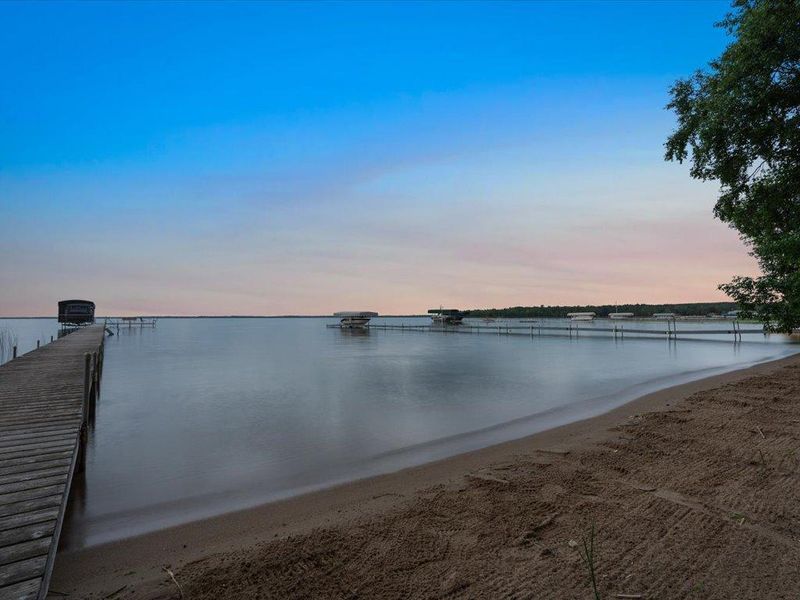 9286 Edgewater Cir S, Pequot Lakes, MN 56472