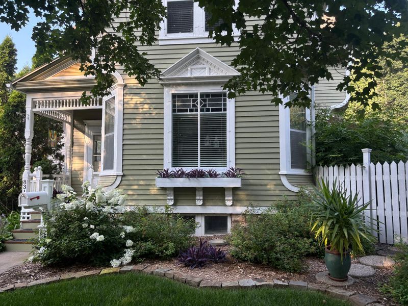 831 Central Ave, Red Wing, MN 55066