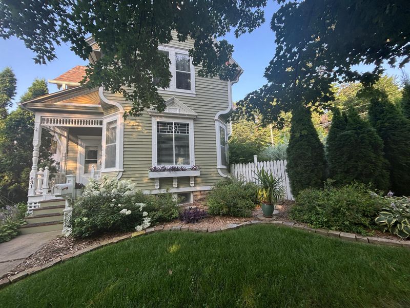 831 Central Ave, Red Wing, MN 55066