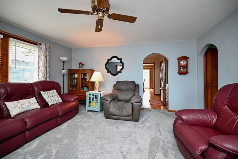 65 Lenox St, Winona, MN 55987