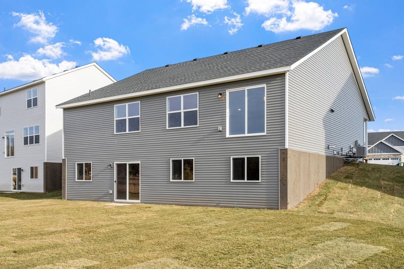4720 5th St NE, Saint Cloud, MN 56304