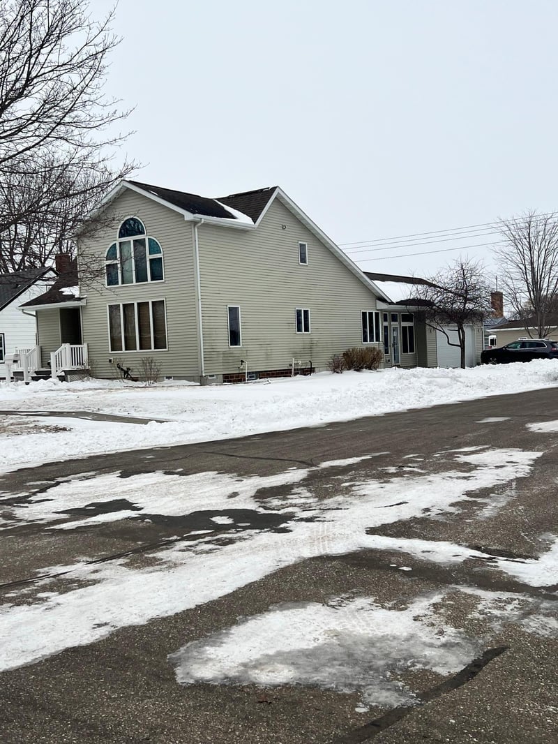 621 7th Ave, Madison, MN 56256
