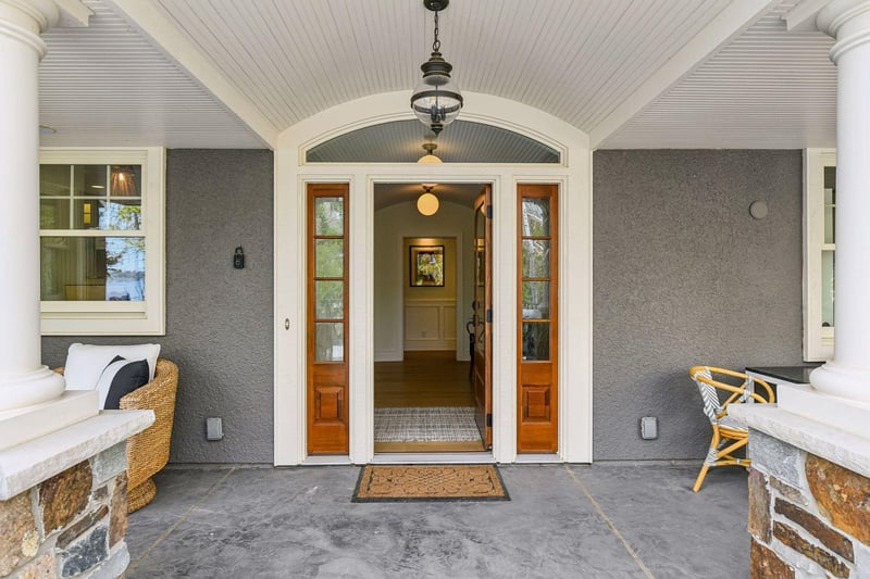 2442 Lafayette Rd, Wayzata, MN 55391