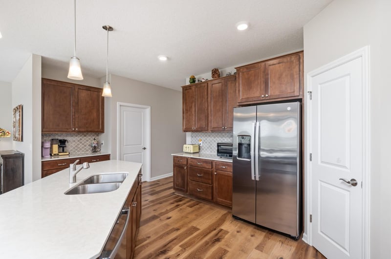 1157 Fabel Ln, Waconia, MN 55387