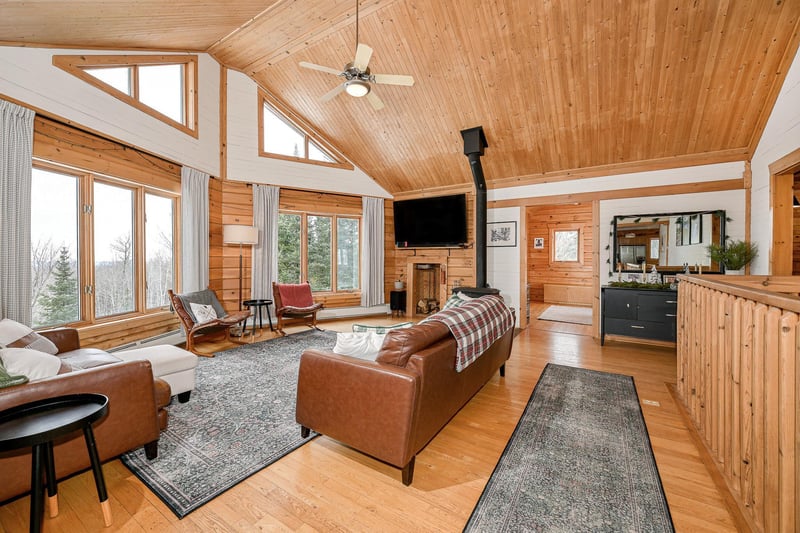 7001 Olson Rd, Two Harbors, MN 55616