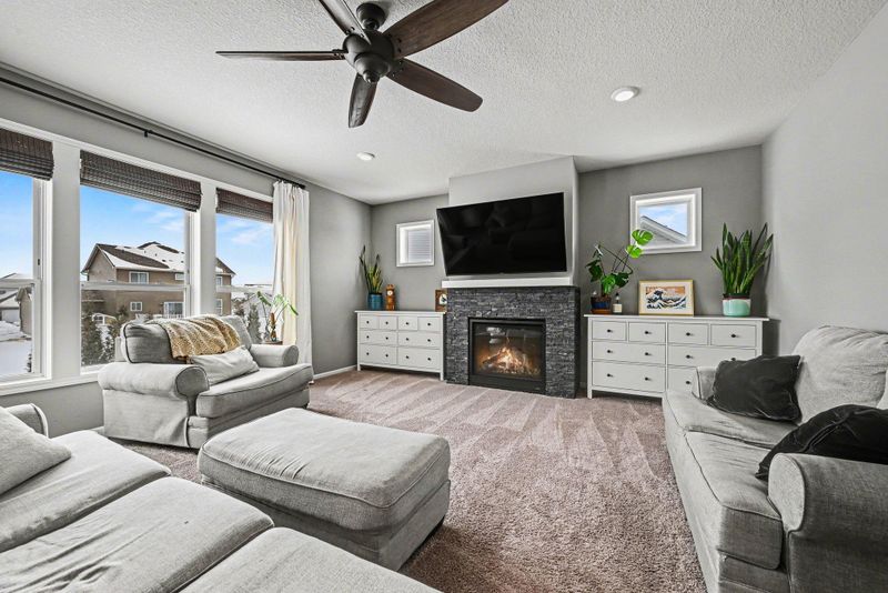 13998 Abbeyfield Ave, Rosemount, MN 55068