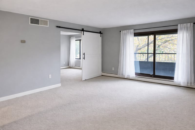 7510 Cahill Rd #303B, Edina, MN 55439
