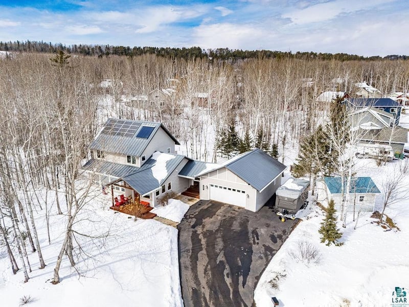 2809 Snowy Owl Cir, Duluth, MN 55804