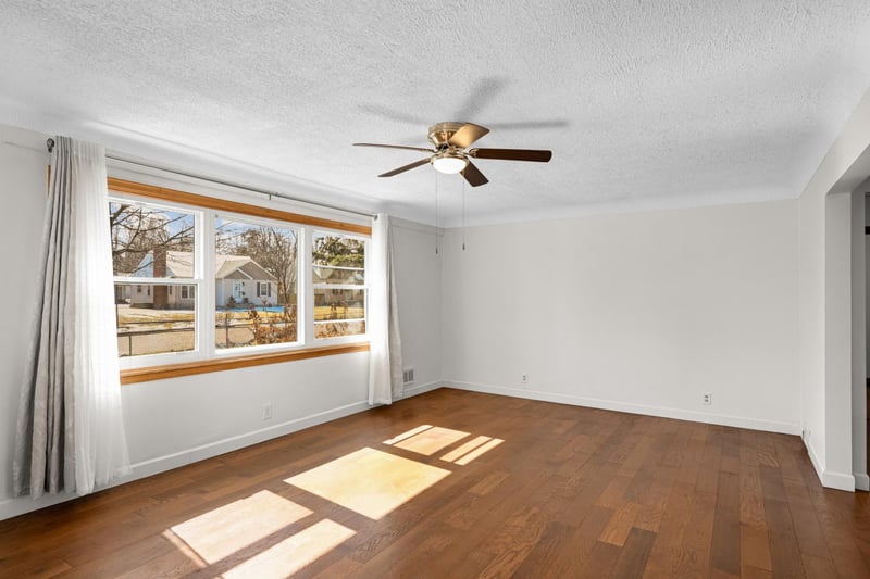 1709 Field Ave, Saint Paul, MN 55116