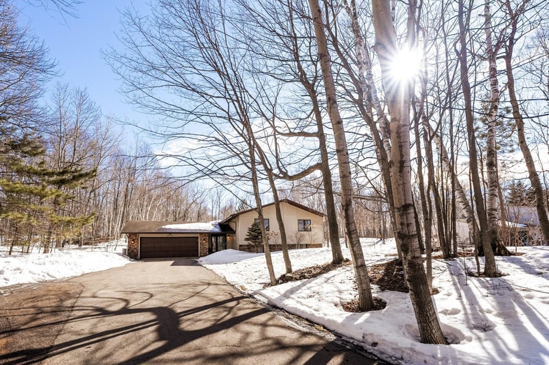 4870 Woodridge Dr, Hermantown, MN 55811
