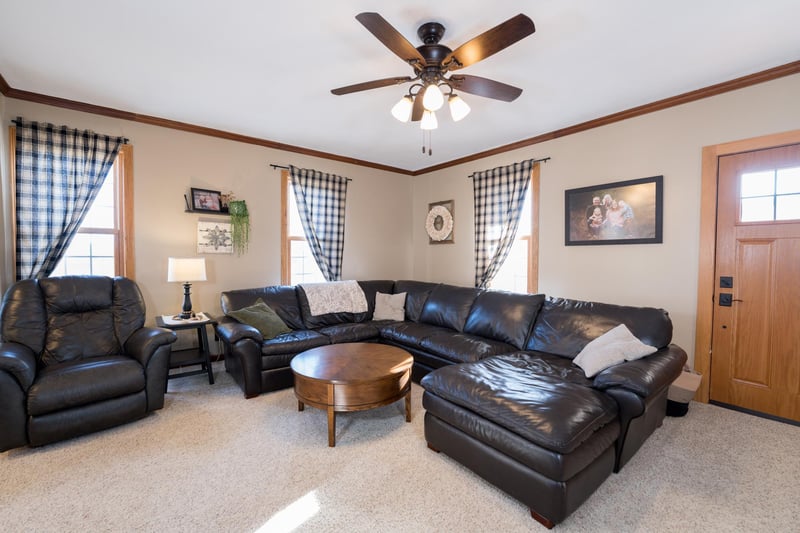 S694 Gilman Valley Rd, Mondovi, WI 54755