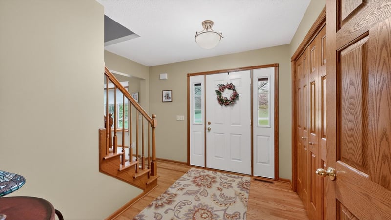 460 73rd St NW, Rochester, MN 55901