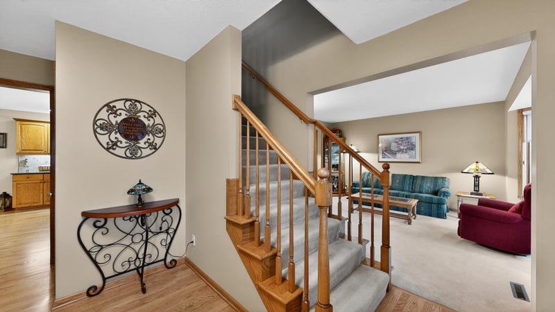 460 73rd St NW, Rochester, MN 55901