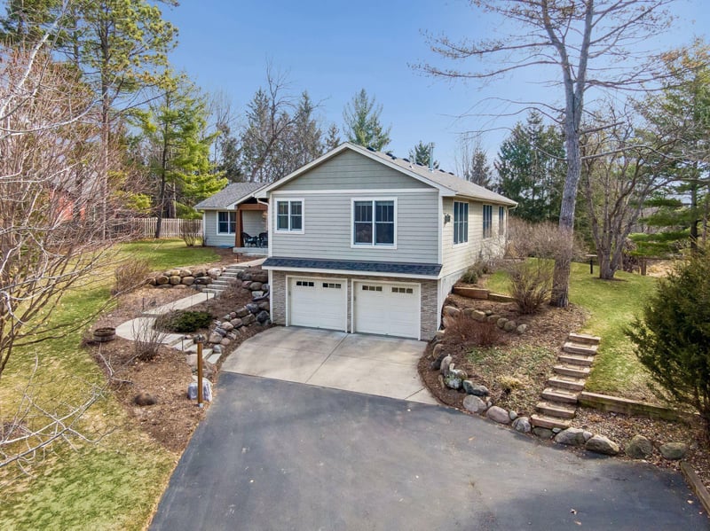 450 Willow Dr S, Orono, MN 55356