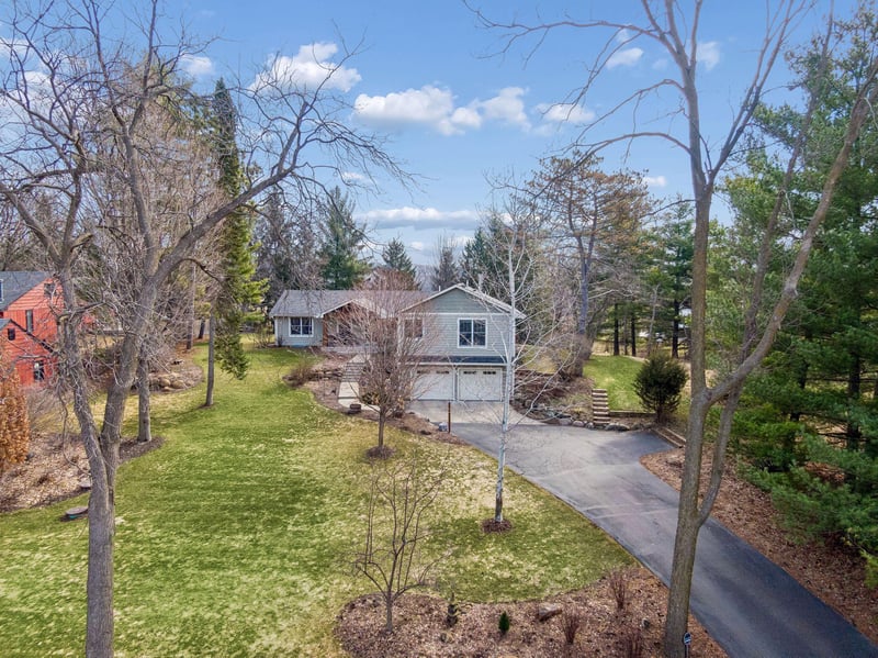 450 Willow Dr S, Orono, MN 55356