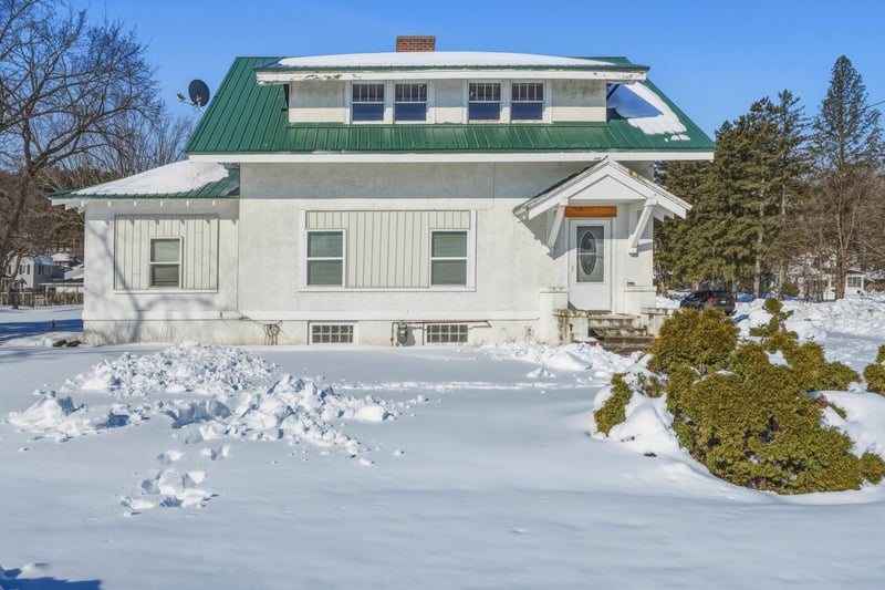 35635 5th St, Independence, WI 54747