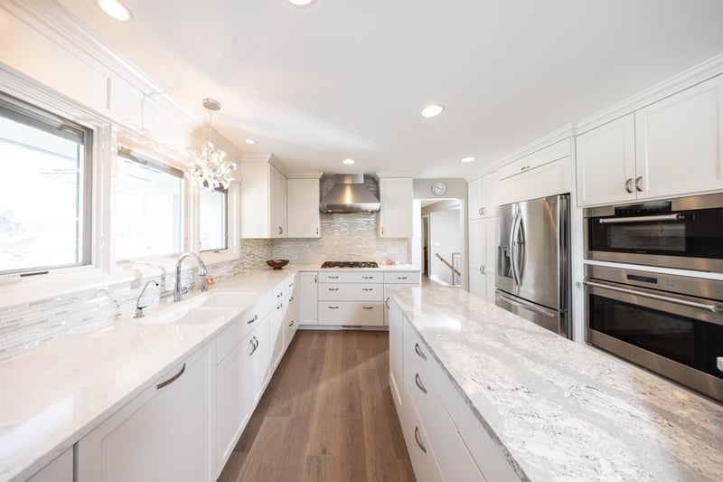 4605 W 62nd St, Edina, MN 55424