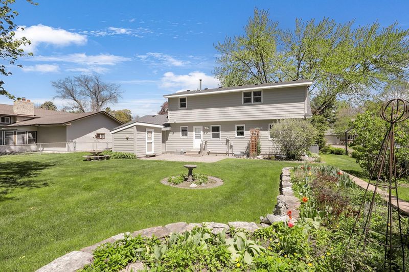 173 Yoho Dr, Anoka, MN 55303