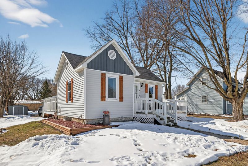 411 South St, West Concord, MN 55985