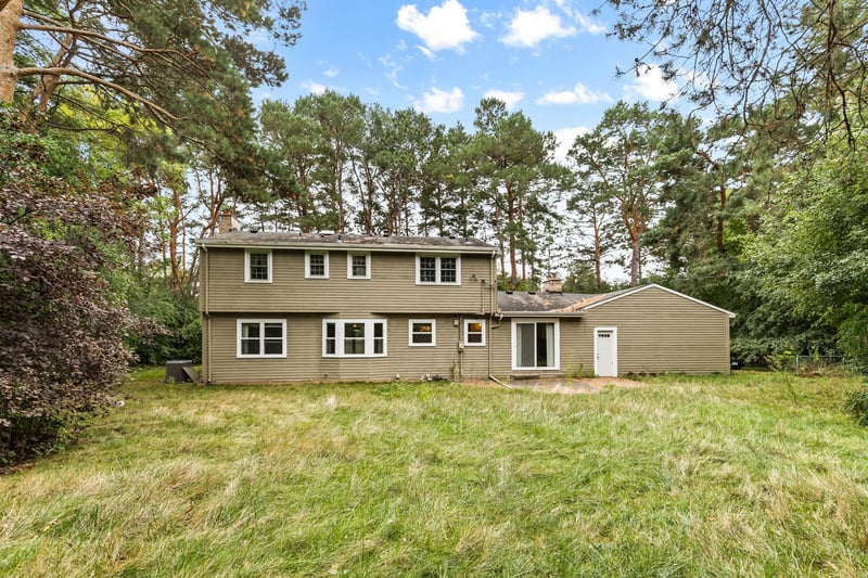 18010 County Road 6, Plymouth, MN 55447