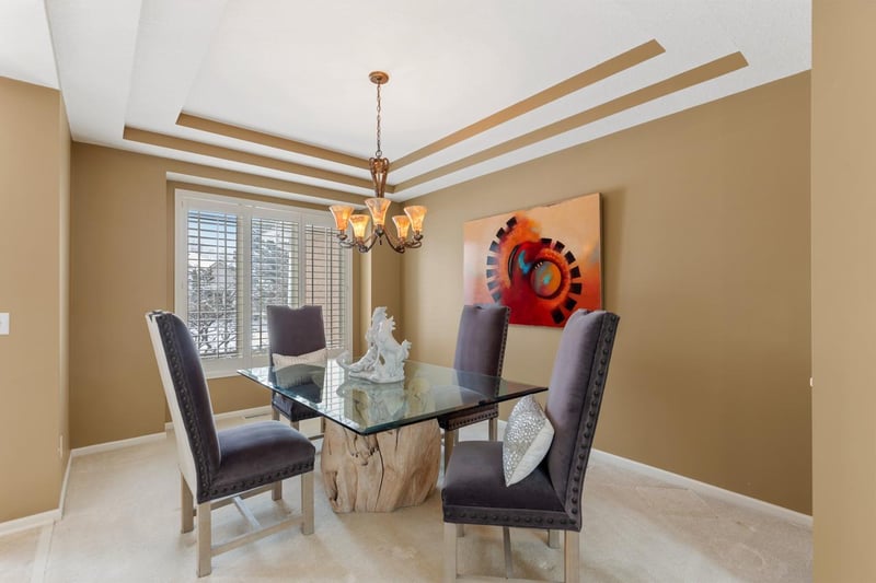 10556 Prairie Lakes Dr, Eden Prairie, MN 55344
