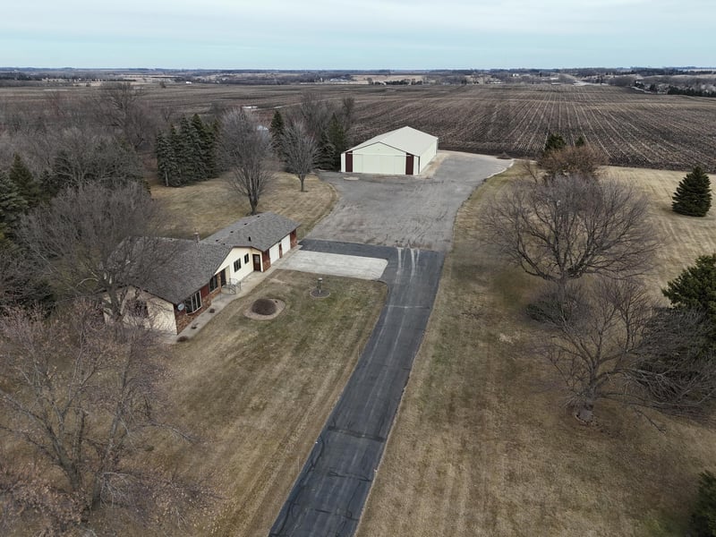 20366 470th Ave, Morris, MN 56267
