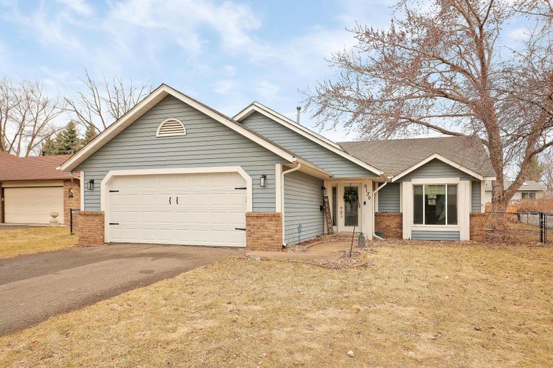 9130 91st St S, Cottage Grove, MN 55016