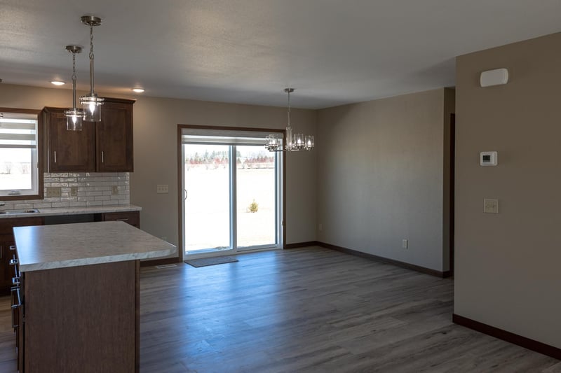 560 Hill Crest St, Edgerton, MN 56128