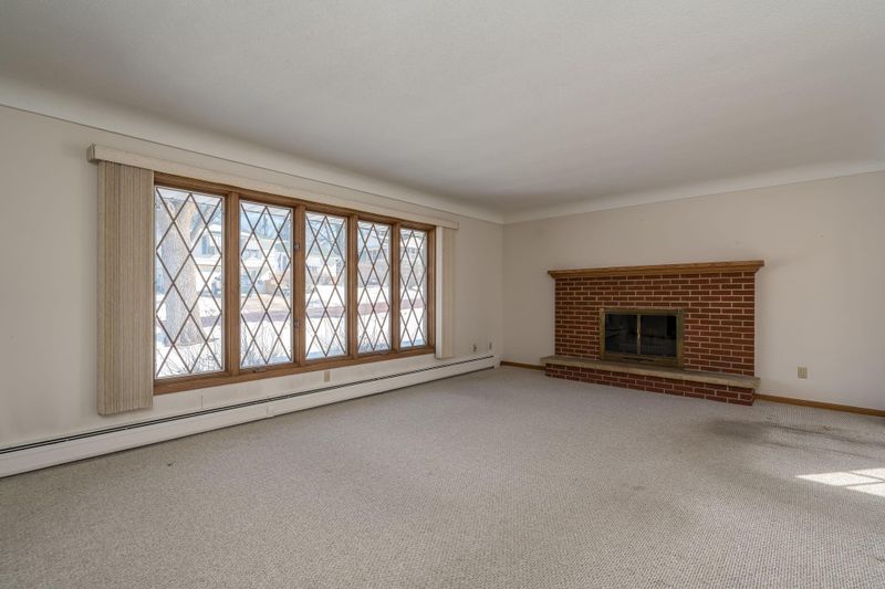 219 Terrace Dr, Mankato, MN 56001