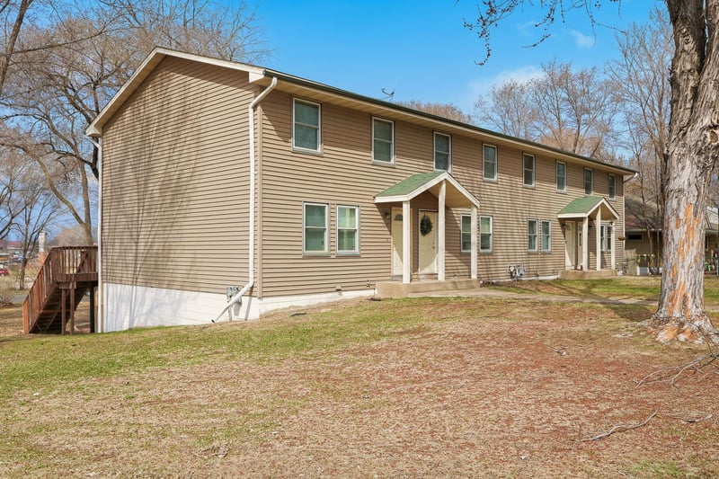 5600 4th St NE, Fridley, MN 55432