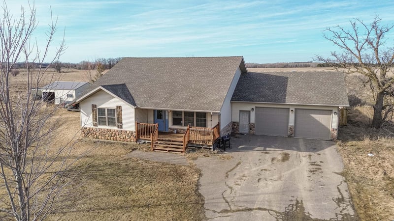 57743 285th St, Deer Creek, MN 56527