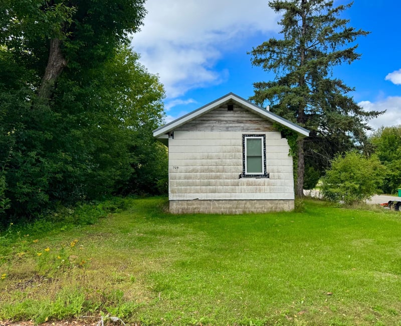 729 NW 3rd Ave, Grand Rapids, MN 55744