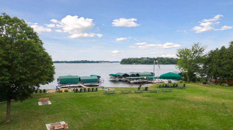 4410 Shady Ln, Mound, MN 55364