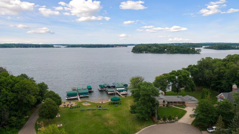 4410 Shady Ln, Mound, MN 55364