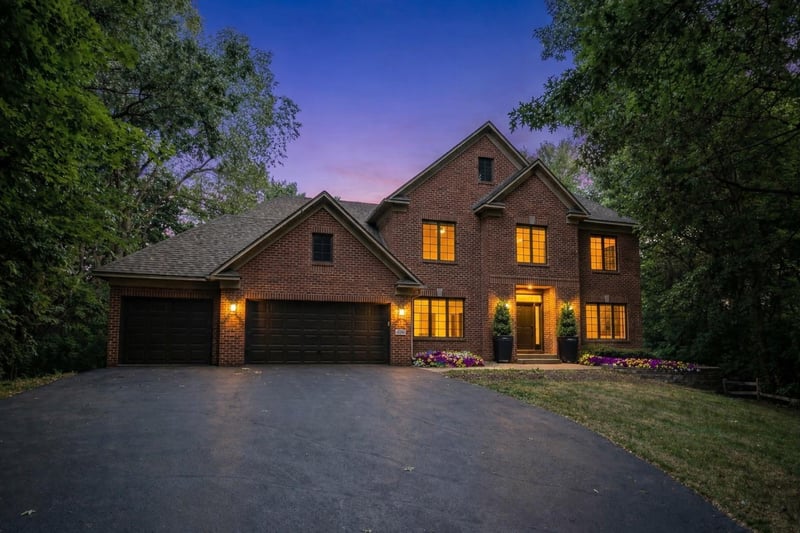 8295 Foxberry Ct, Savage, MN 55378