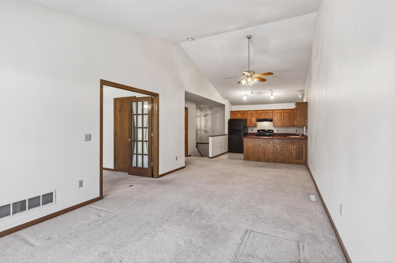 2870 Mounds View Blvd, Mounds View, MN 55112
