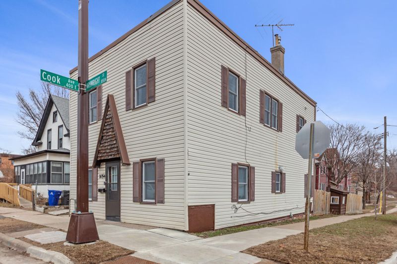 1054 Arkwright St, Saint Paul, MN 55130