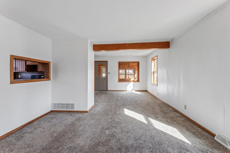 413 S Sherman St, Houston, MN 55943