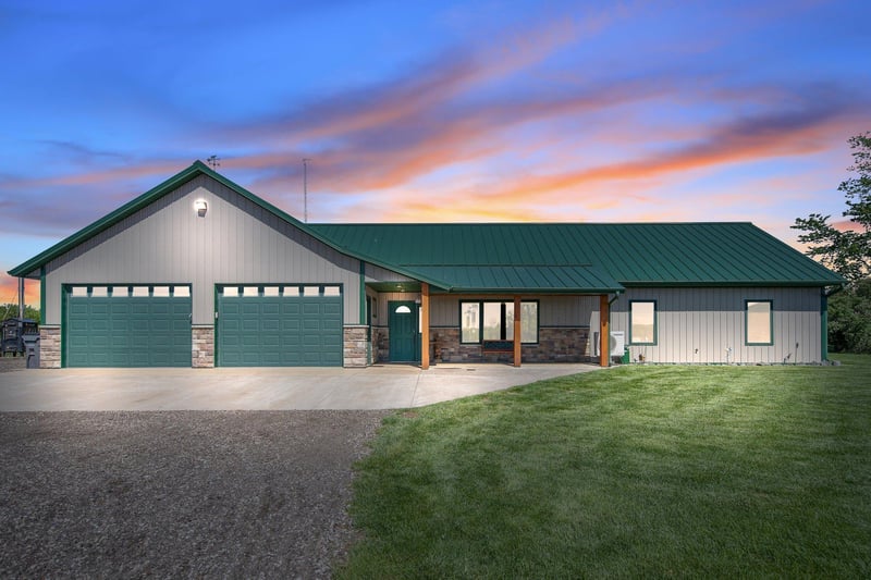 10080 550th St, Rush City, MN 55069