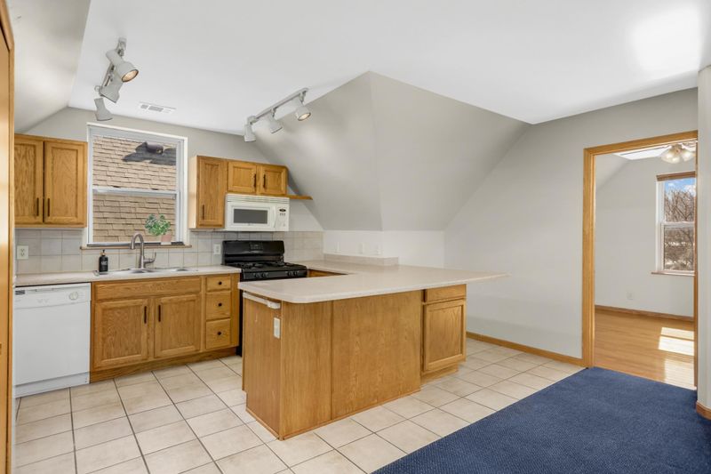 651 Reaney Ave, Saint Paul, MN 55130