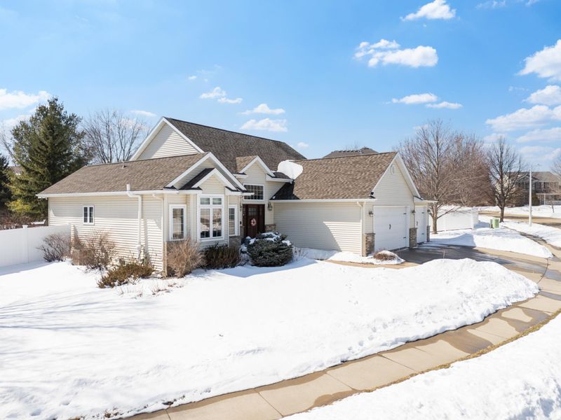 1973 Century Valley Rd NE, Rochester, MN 55906
