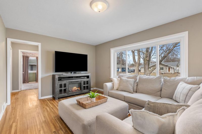 11240 Crocus St NW, Coon Rapids, MN 55433